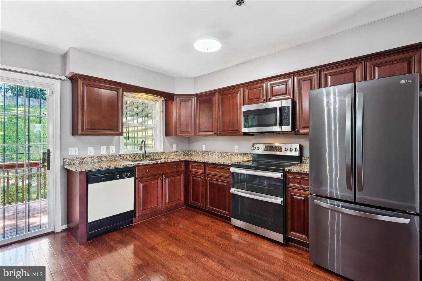 6010 Sheridan Street photo 5