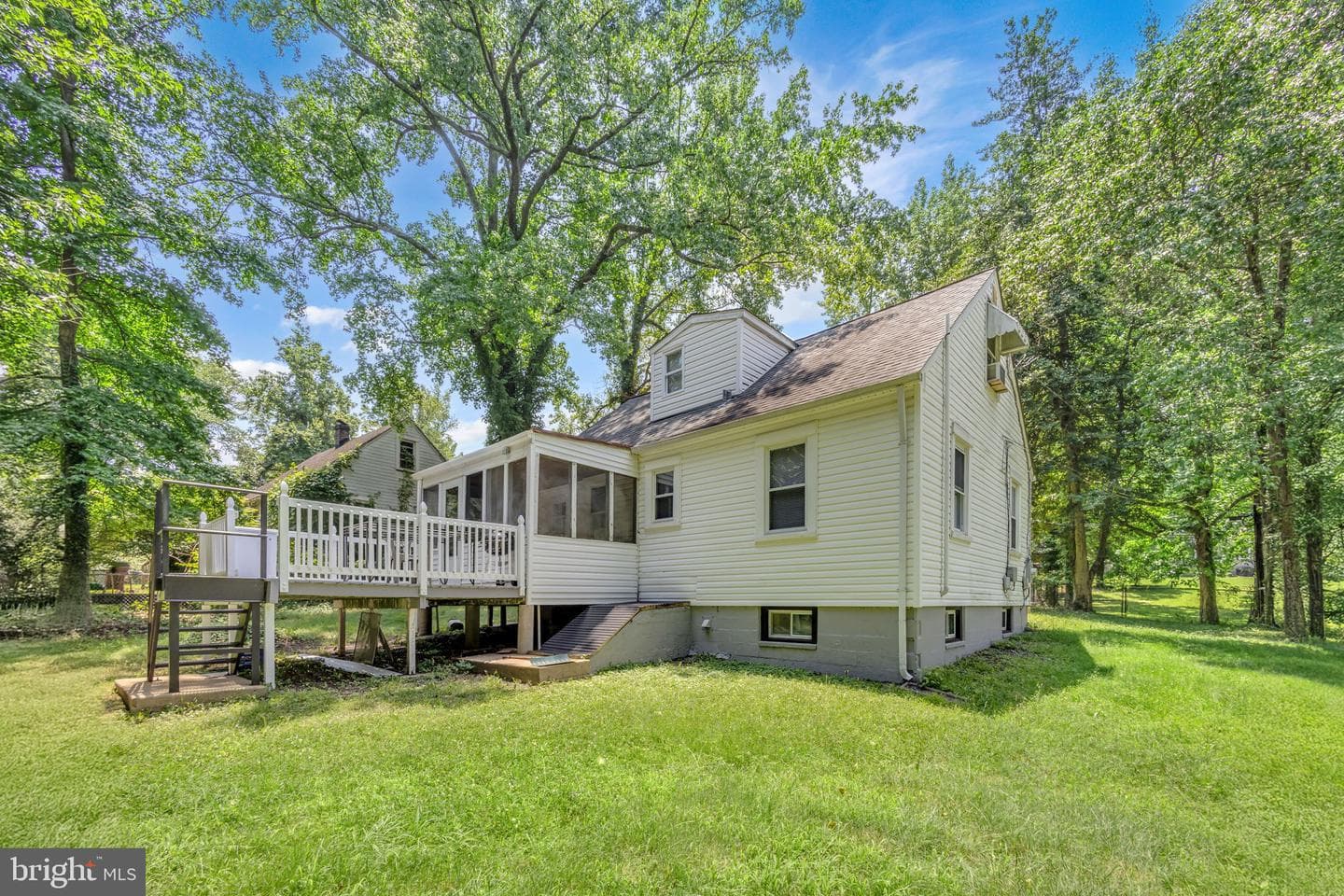 5504 Edgewood Drive photo 26