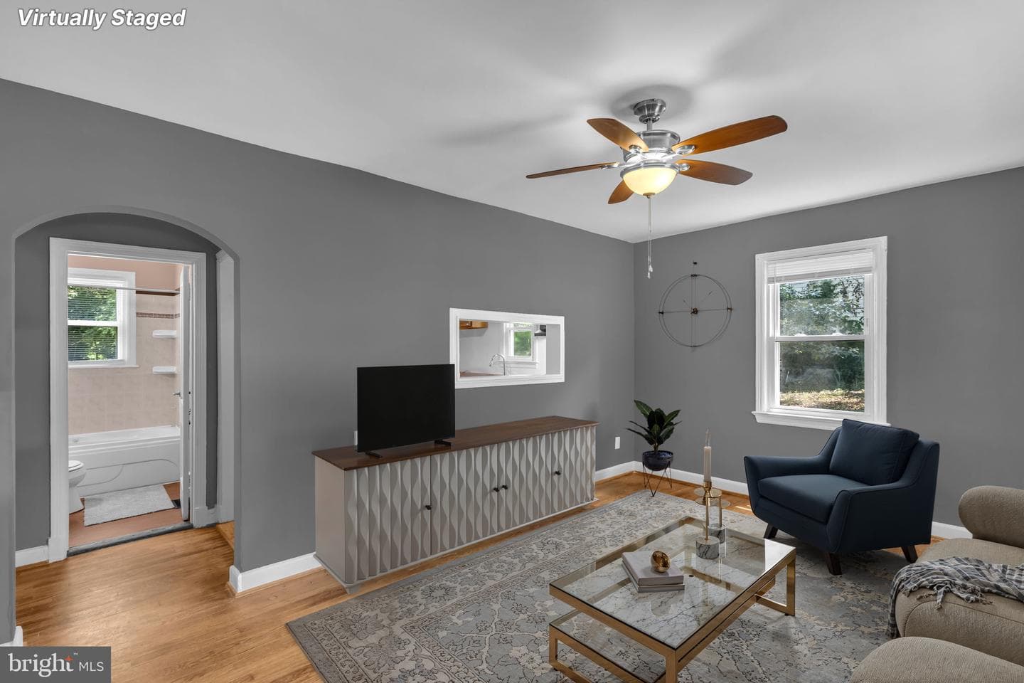 5504 Edgewood Drive photo 4