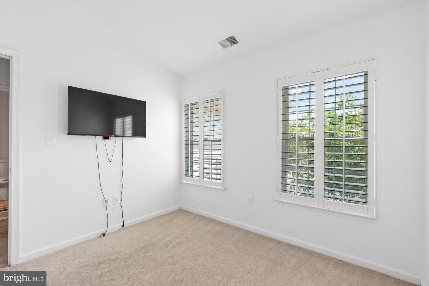 2033 Woodshade Court photo 22