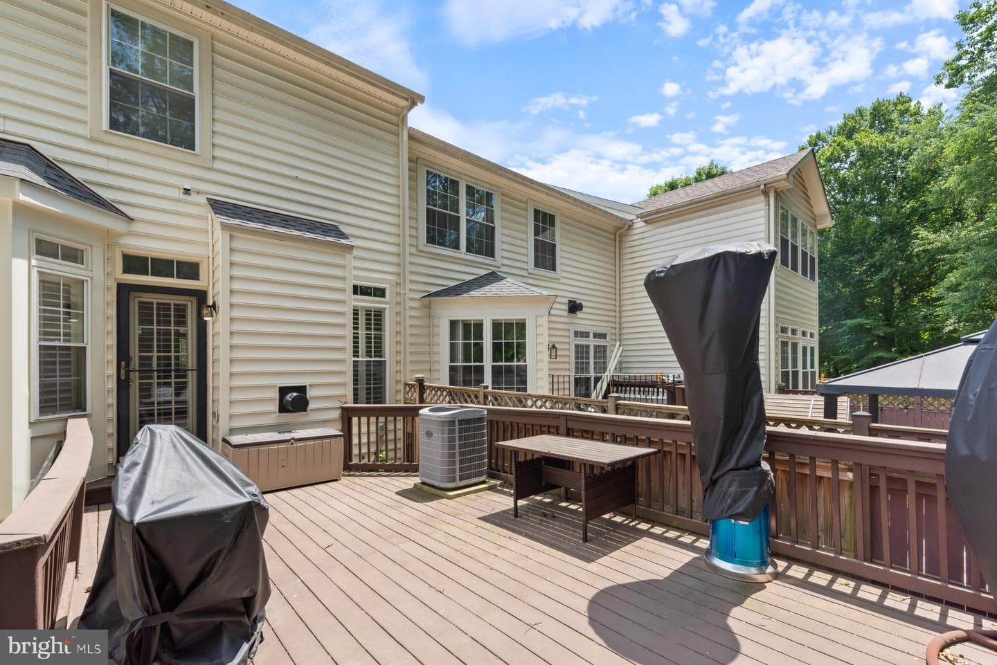 2033 Woodshade Court photo 32