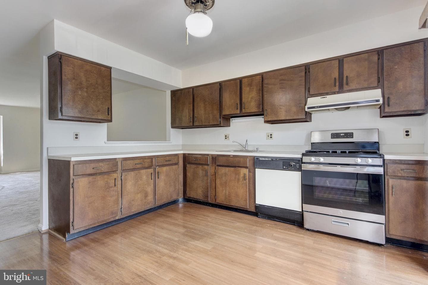12201 Beltsville Drive photo 4