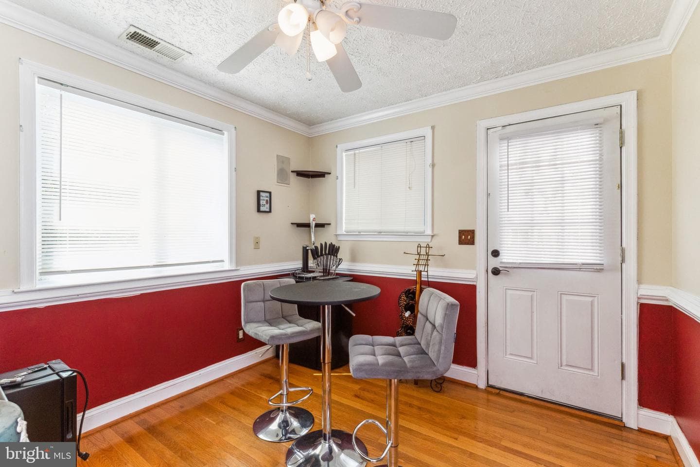 16410 Newasa Lane photo 9
