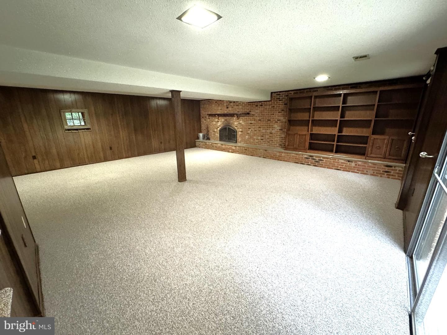 16611 Summers Lane photo 26