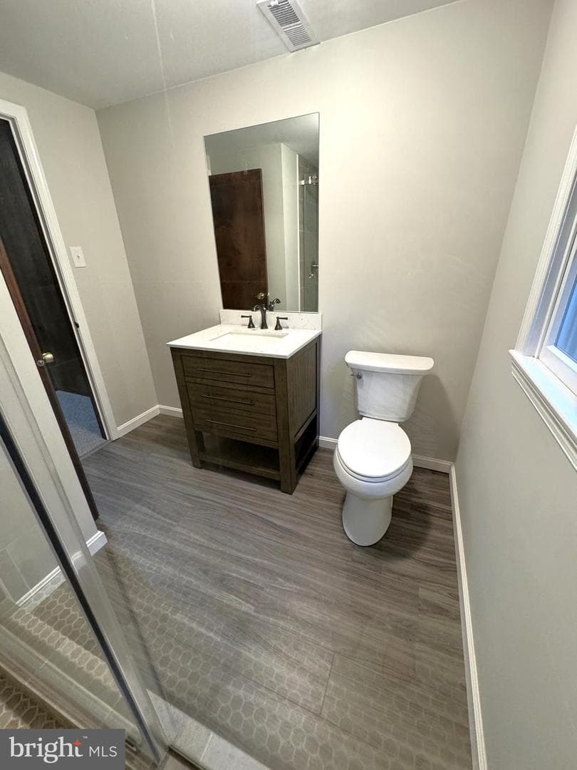 16611 Summers Lane photo 29