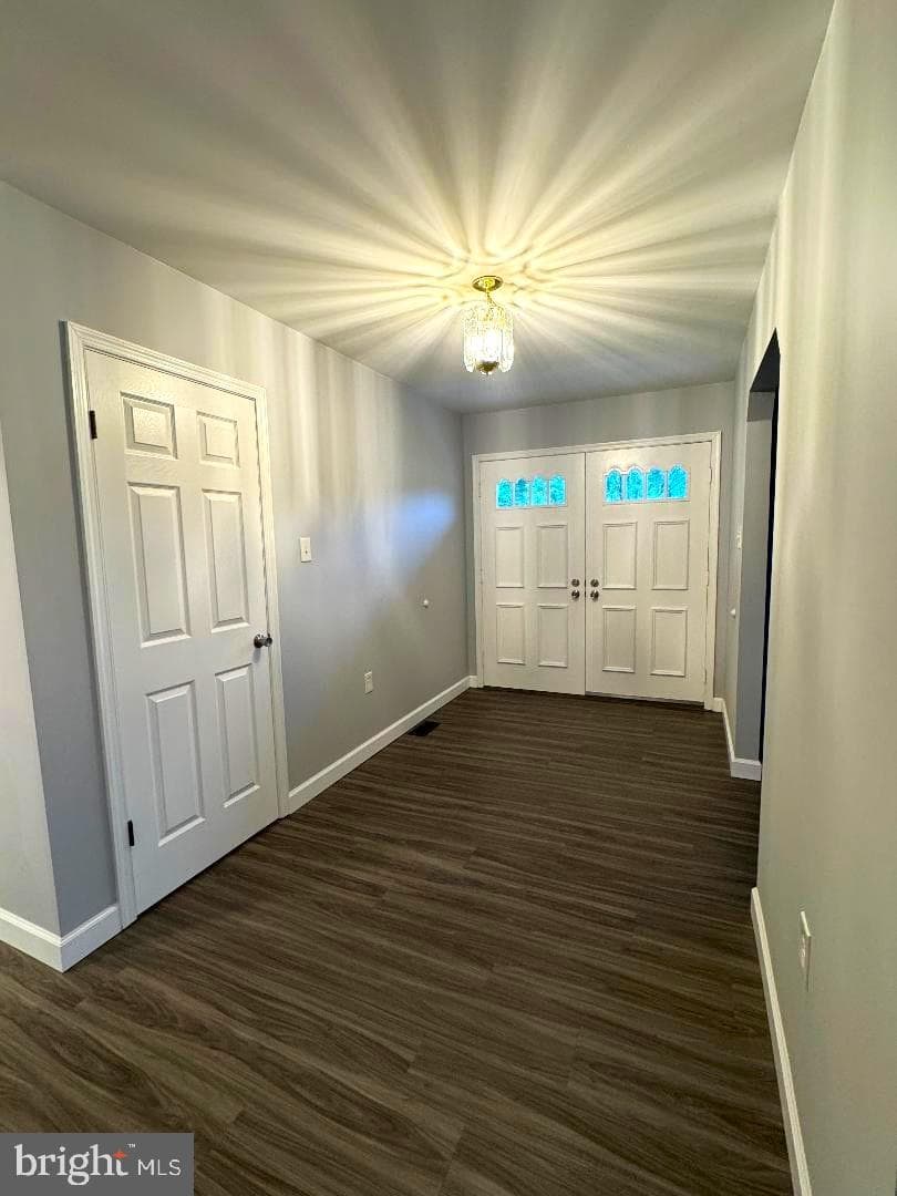 16611 Summers Lane photo 7