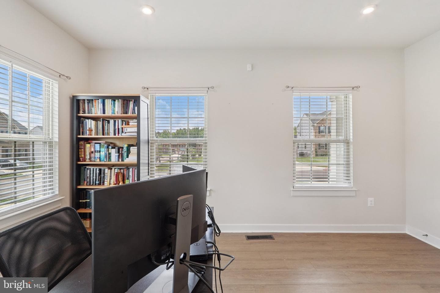 9932 Pesade Way photo 6