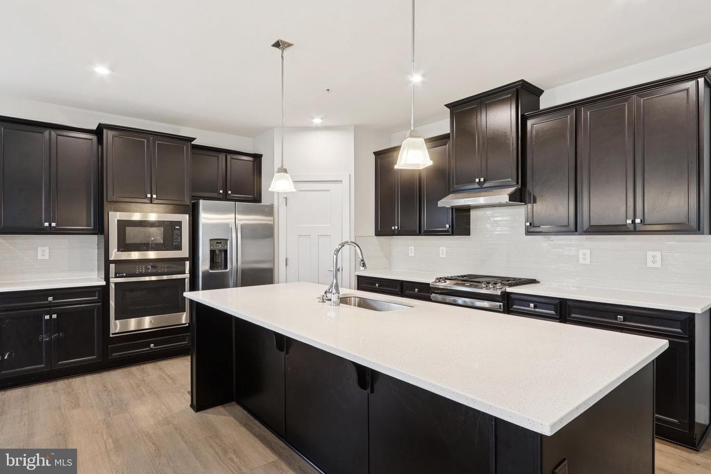 9932 Pesade Way photo 9