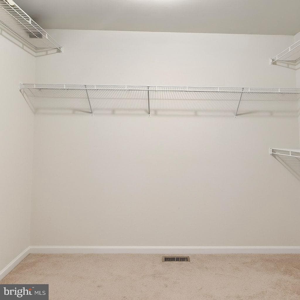 9303 Geaton Park photo 22
