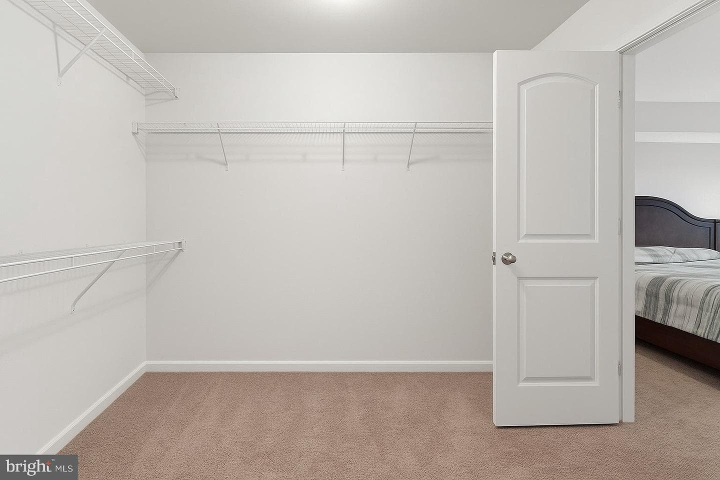 9303 Geaton Park photo 23