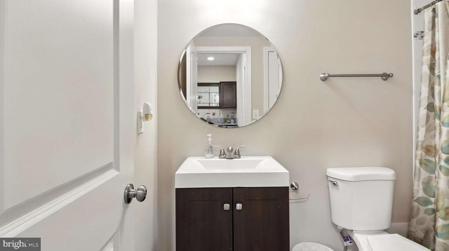 9303 Geaton Park photo 27