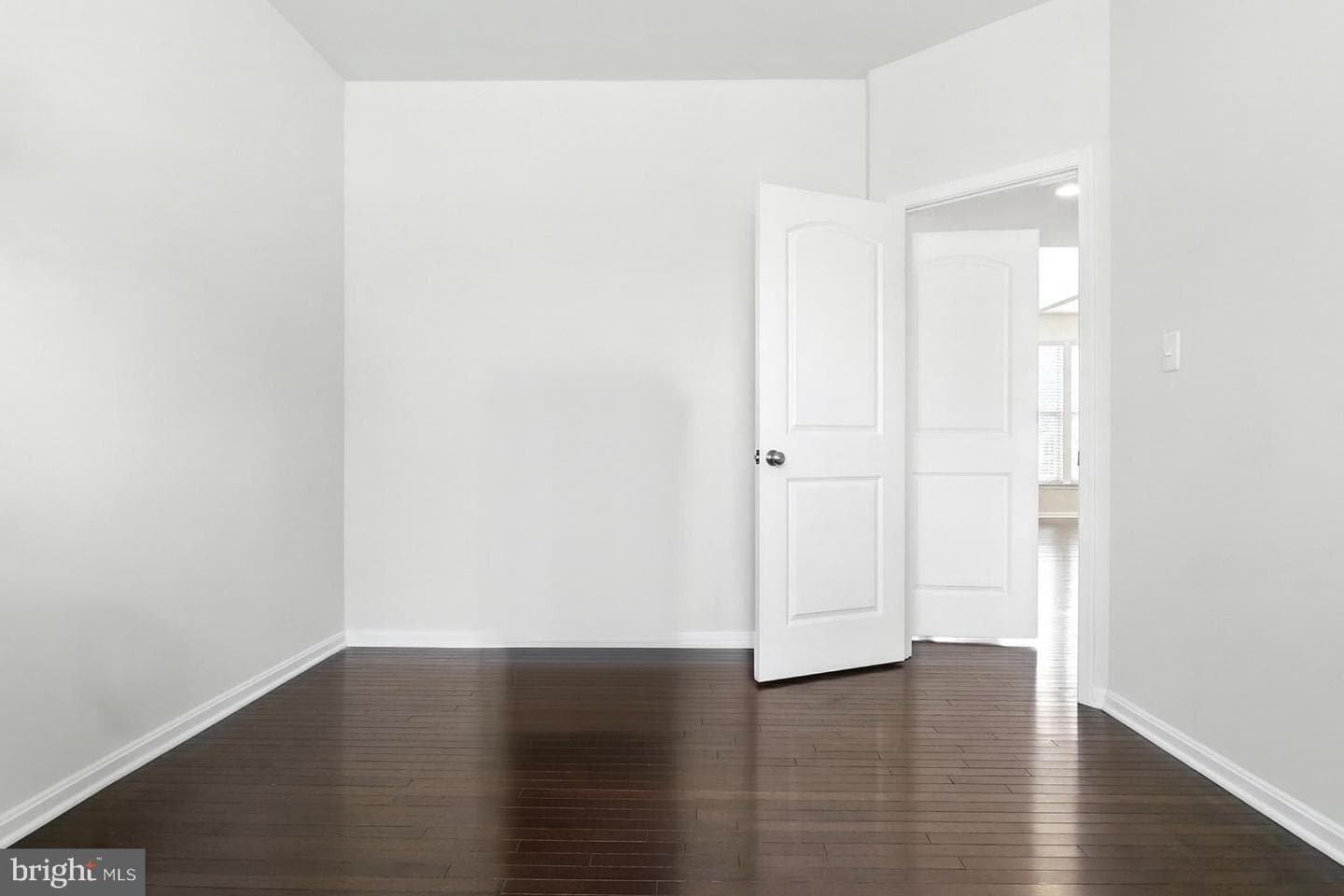 9303 Geaton Park photo 4