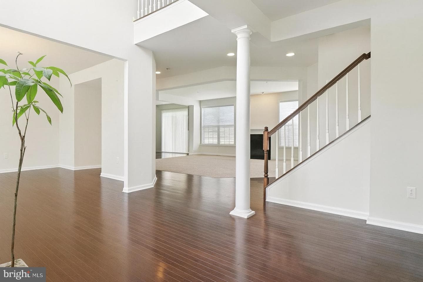 9303 Geaton Park photo 7