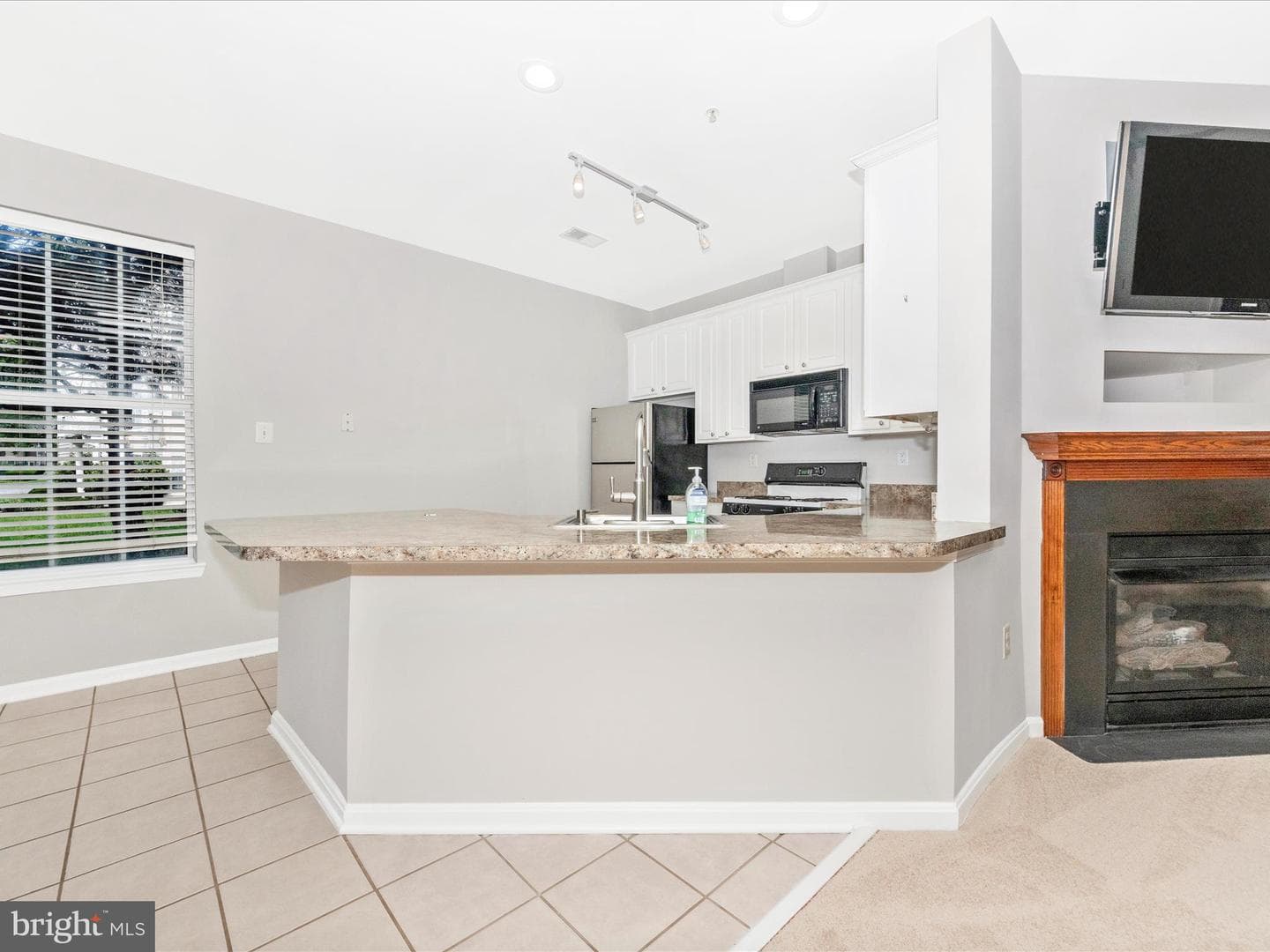 15613 Everglade Lane #g104 photo 13