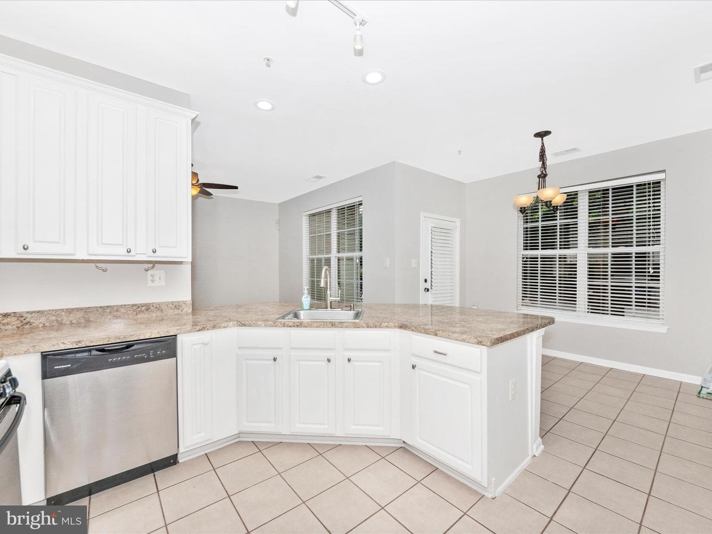 15613 Everglade Lane #g104 photo 18