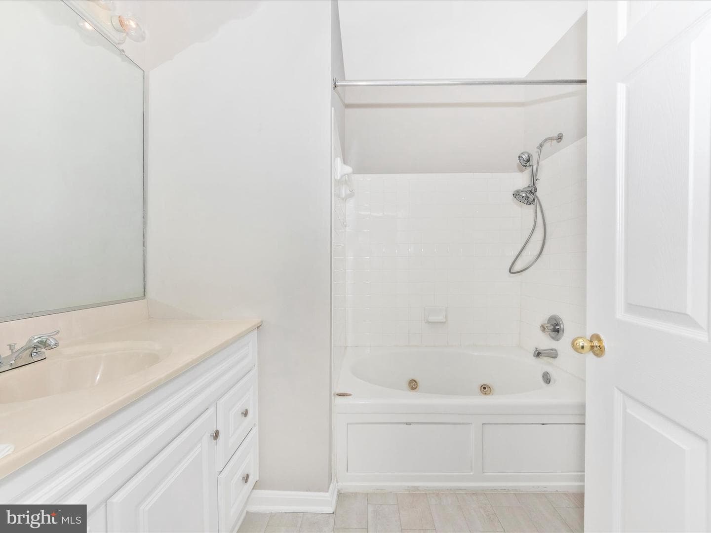 15613 Everglade Lane #g104 photo 27