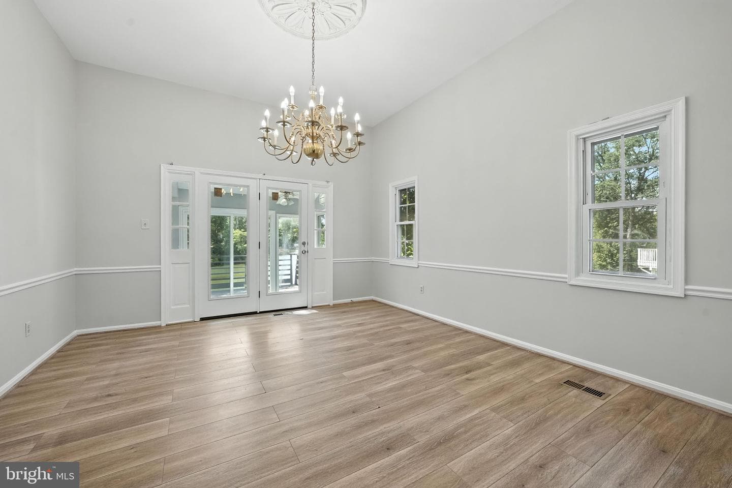 509 Troon Circle photo 13