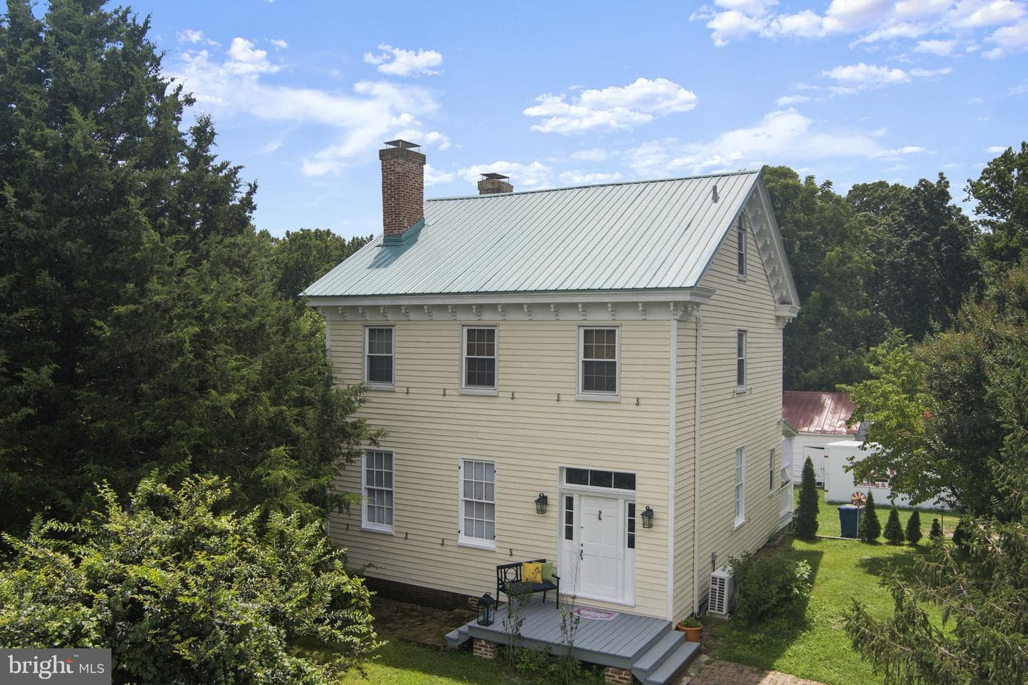 10007 Croom Road photo 1