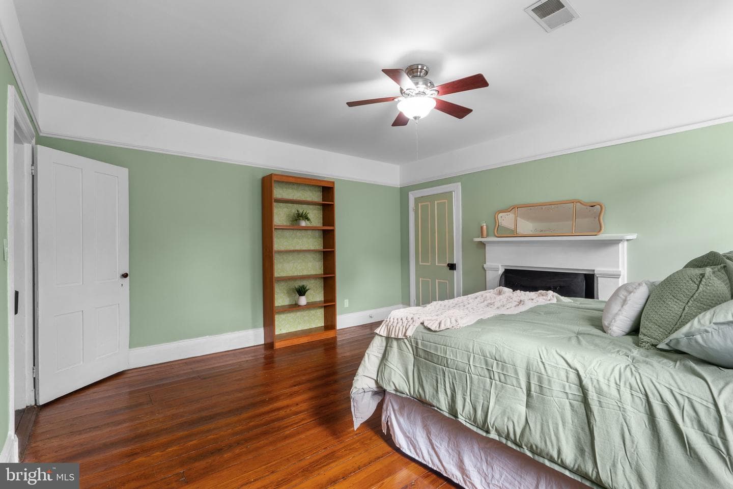 10007 Croom Road photo 39
