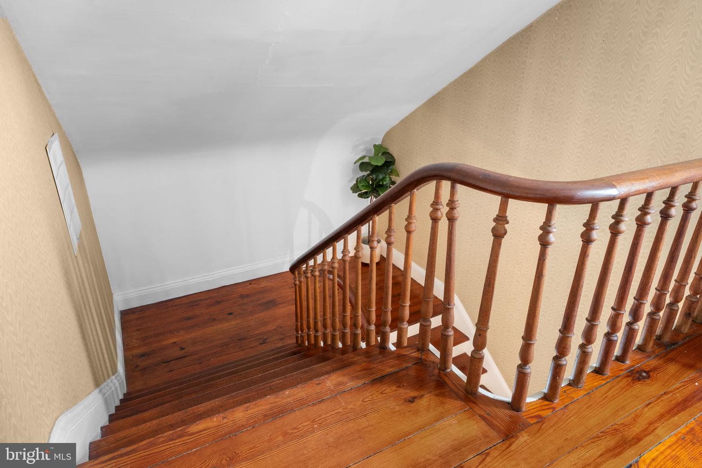 10007 Croom Road photo 55