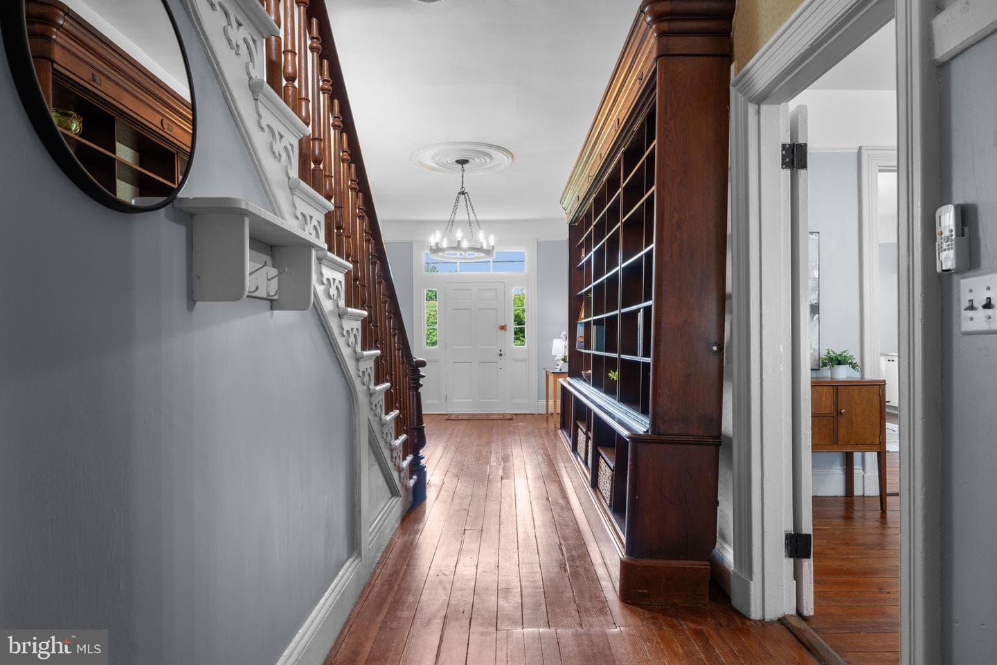 10007 Croom Road photo 6