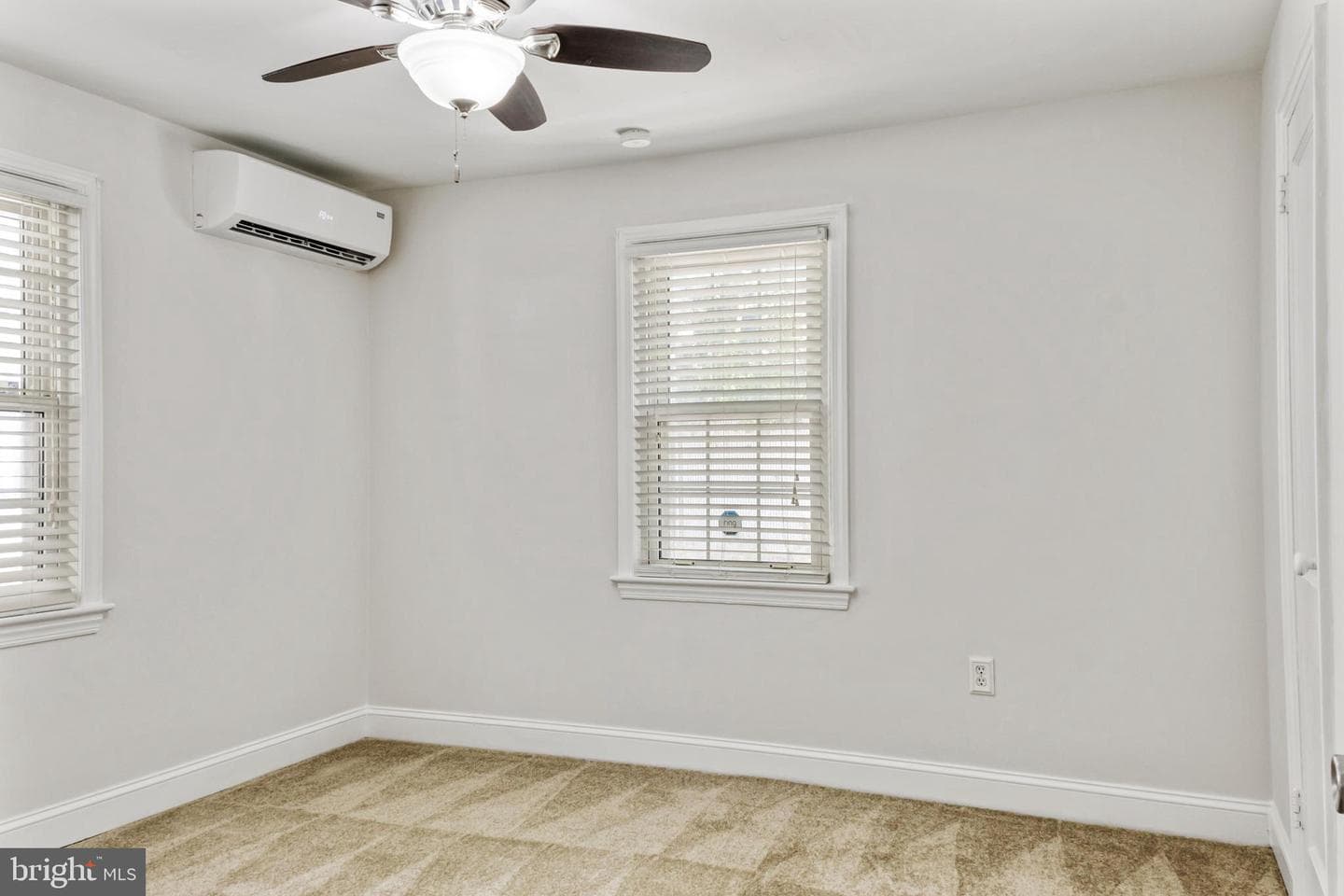 6909 Standish Drive photo 22