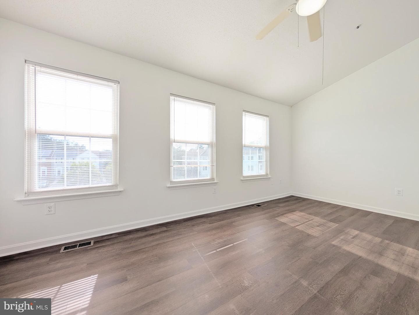 7837 Somerset Court photo 13
