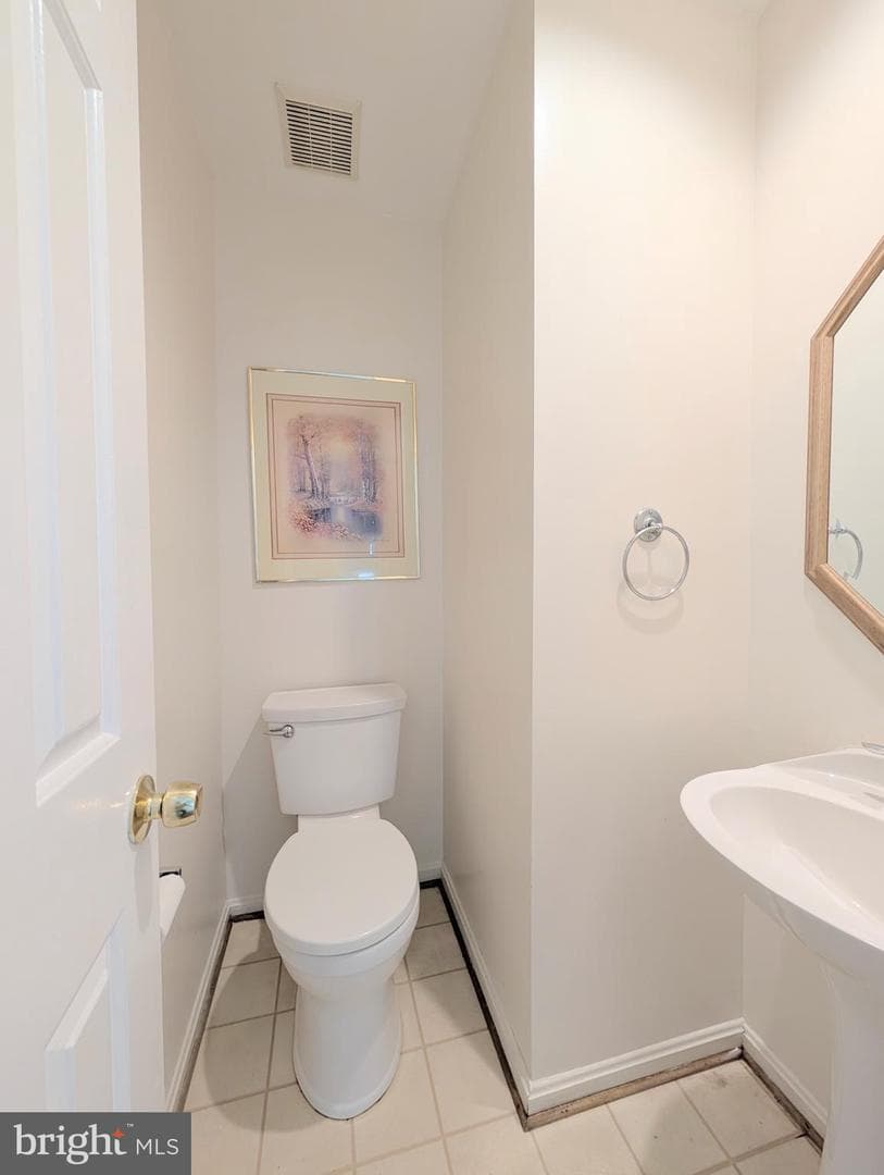 7837 Somerset Court photo 14