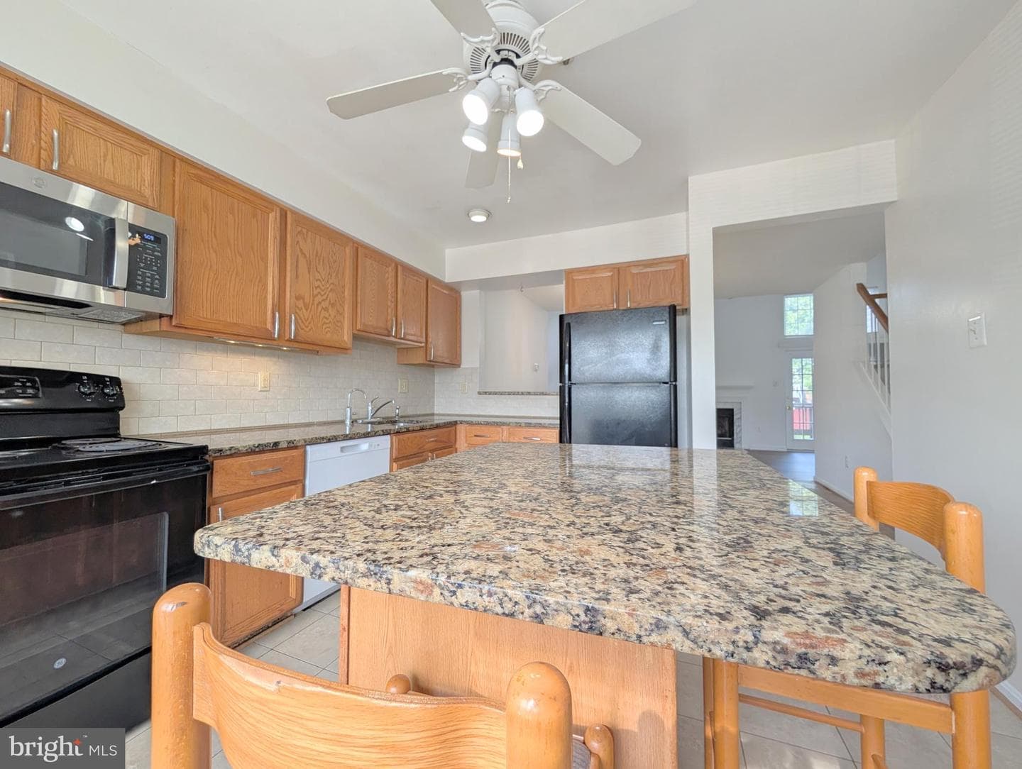 7837 Somerset Court photo 2
