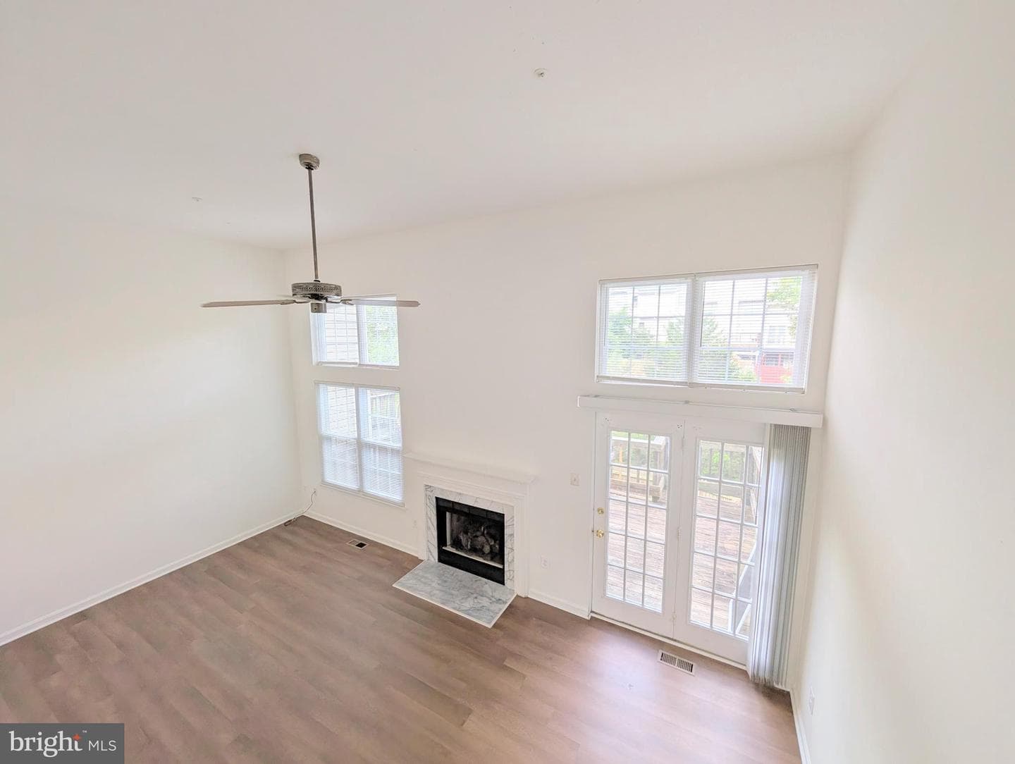 7837 Somerset Court photo 4