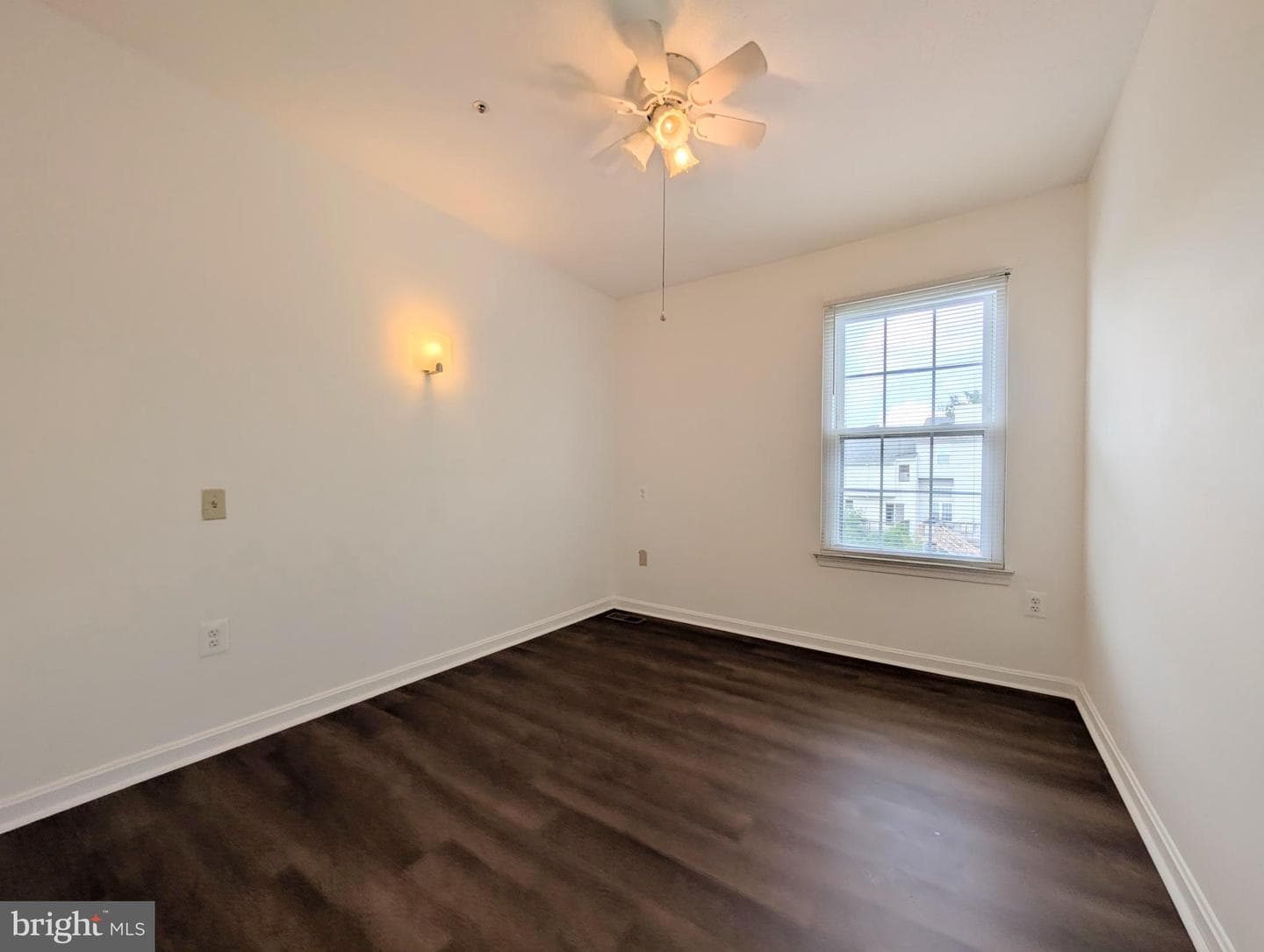 7837 Somerset Court photo 9