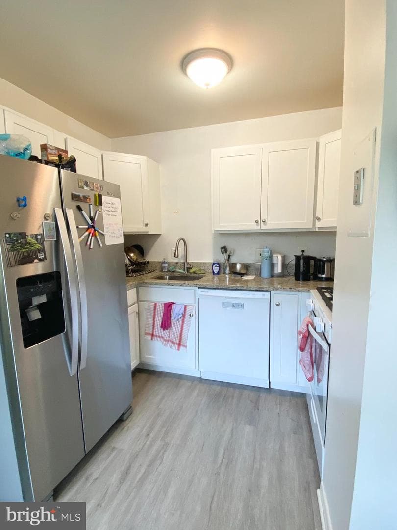 5027 Berwyn Road photo 5