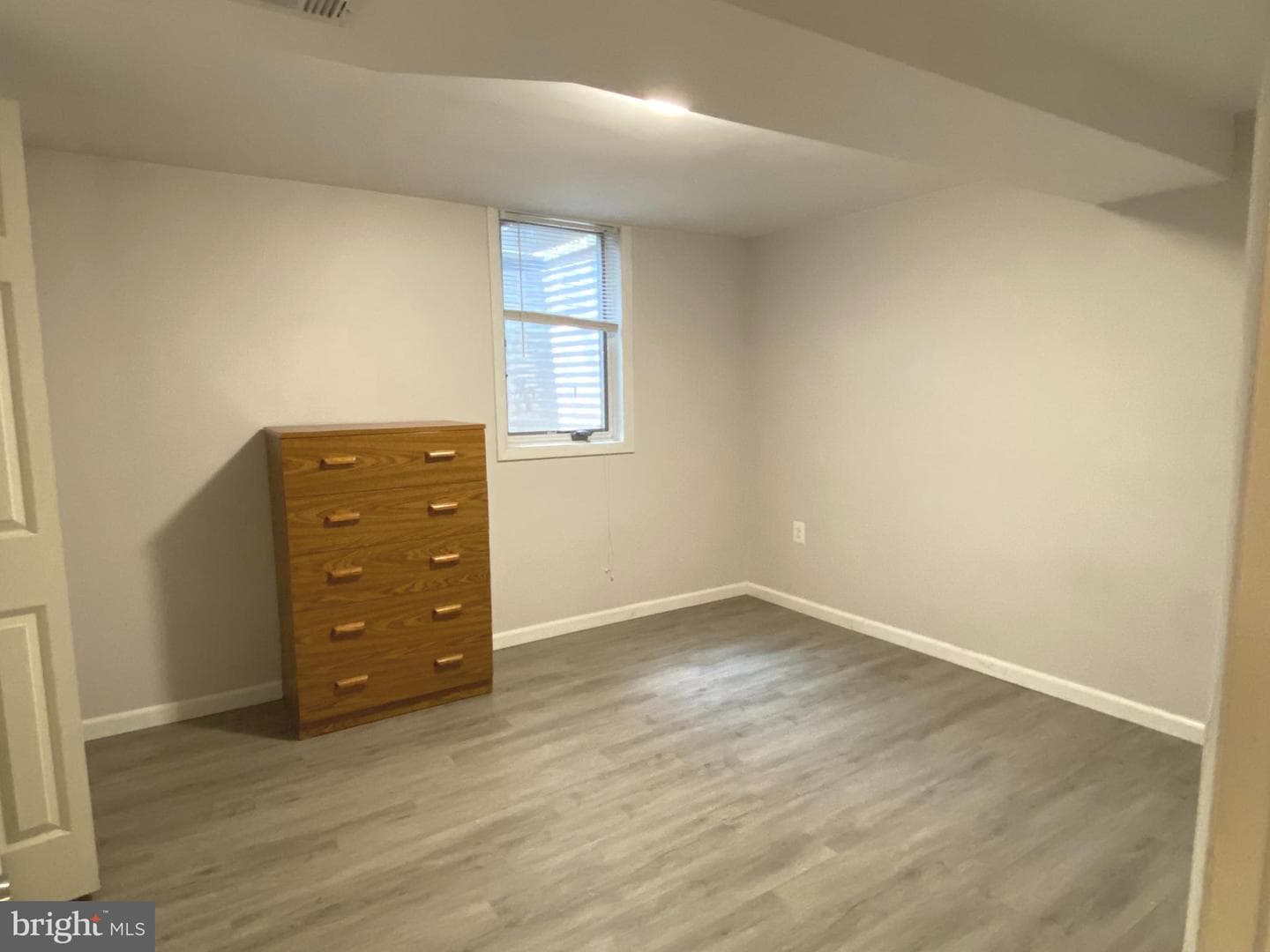 5027 Berwyn Road photo 9