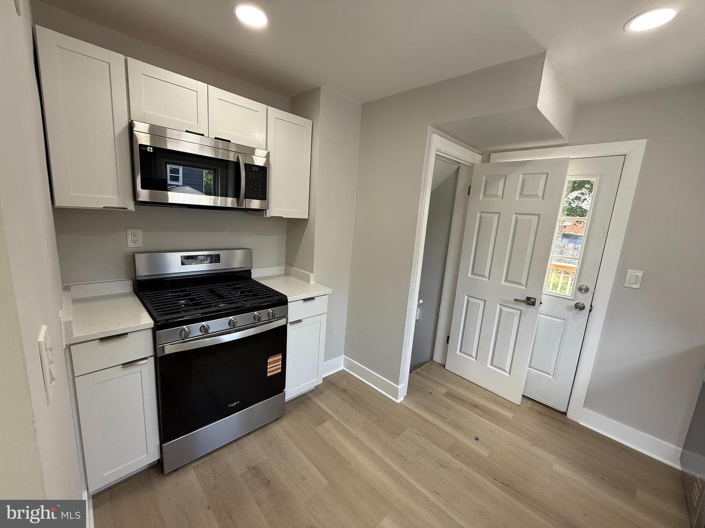 4413 72nd Avenue photo 6
