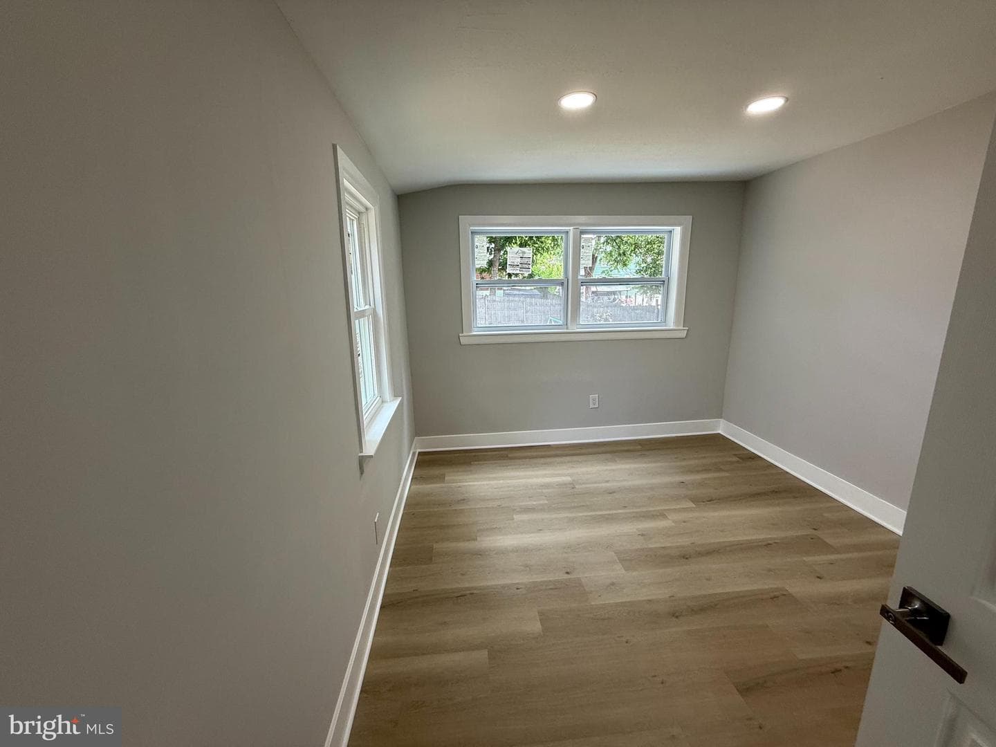 4413 72nd Avenue photo 8