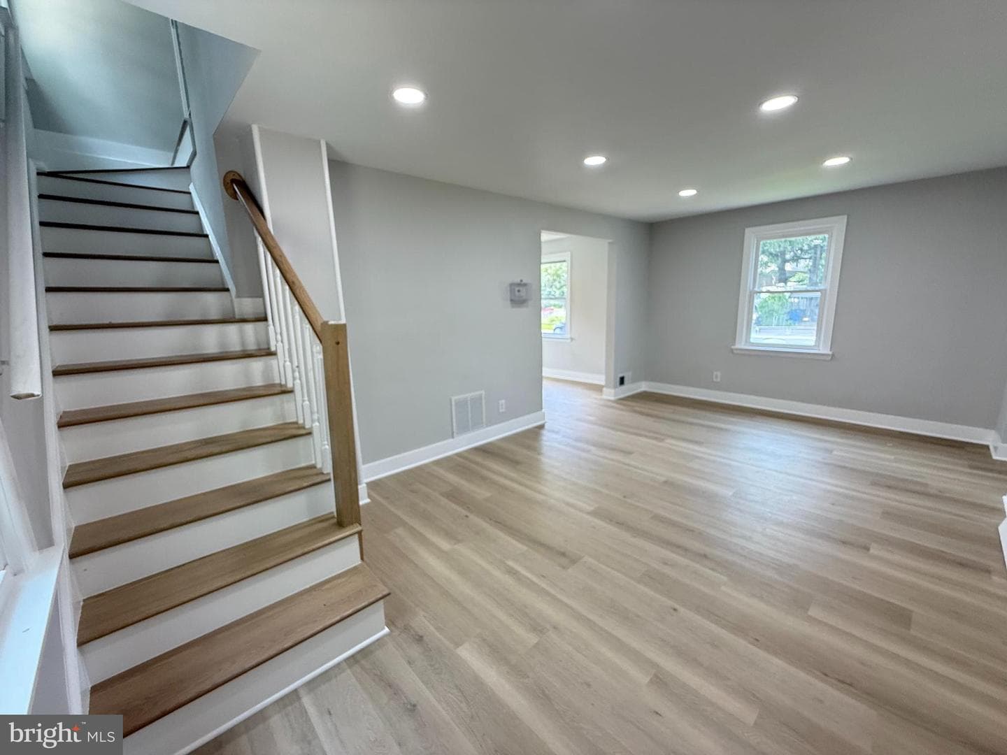 4413 72nd Avenue photo 9