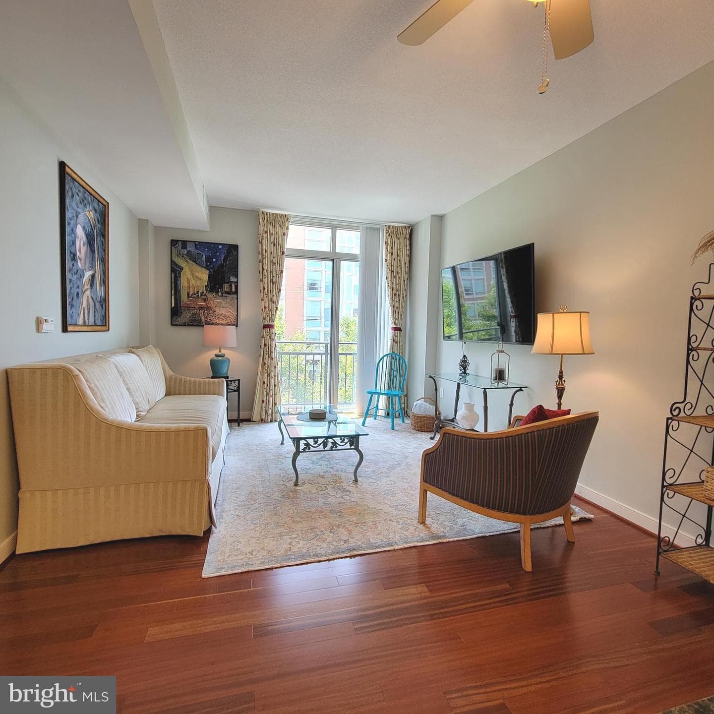 155 Potomac Passage #318 photo 2