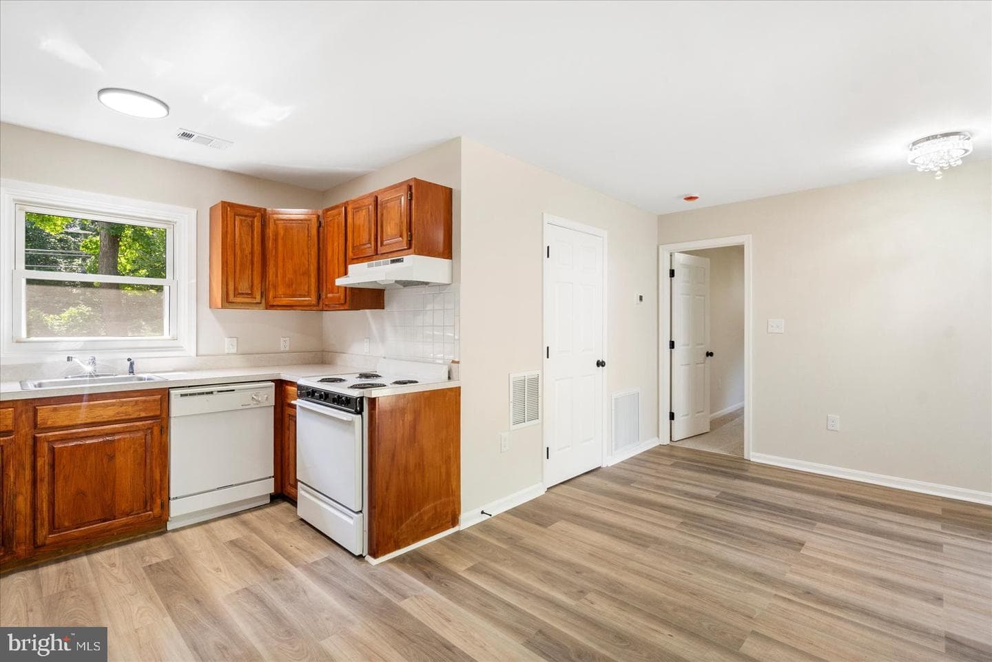 4000 Welsley Lane photo 24
