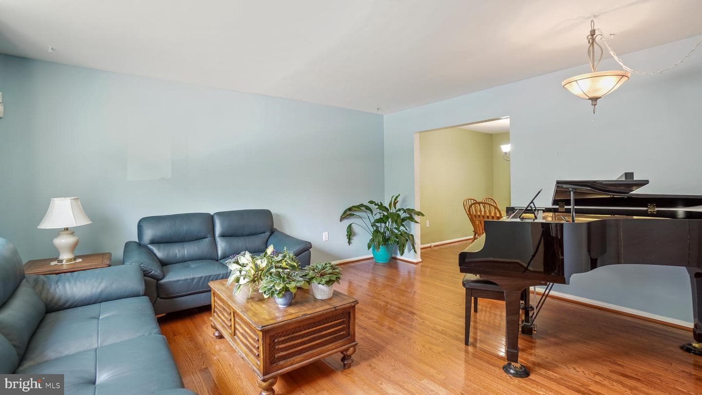 10114 Snowden Road photo 37