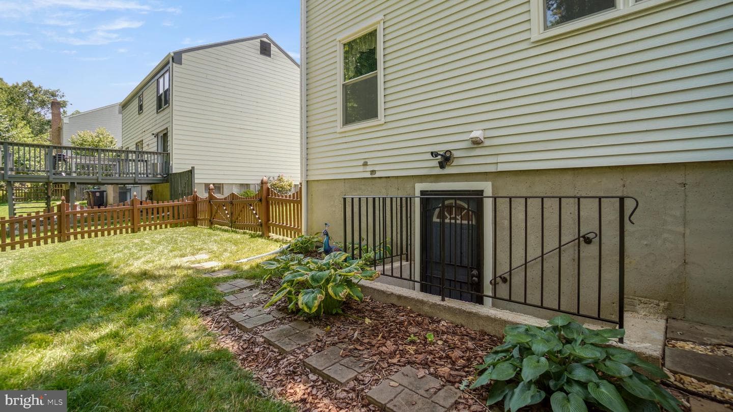 10114 Snowden Road photo 54