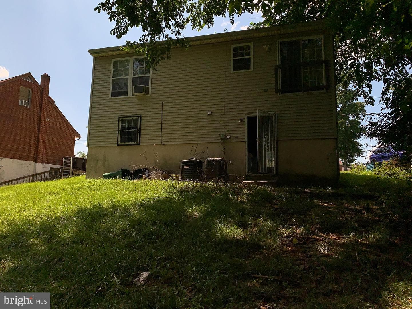 6915 Adel Street photo 10
