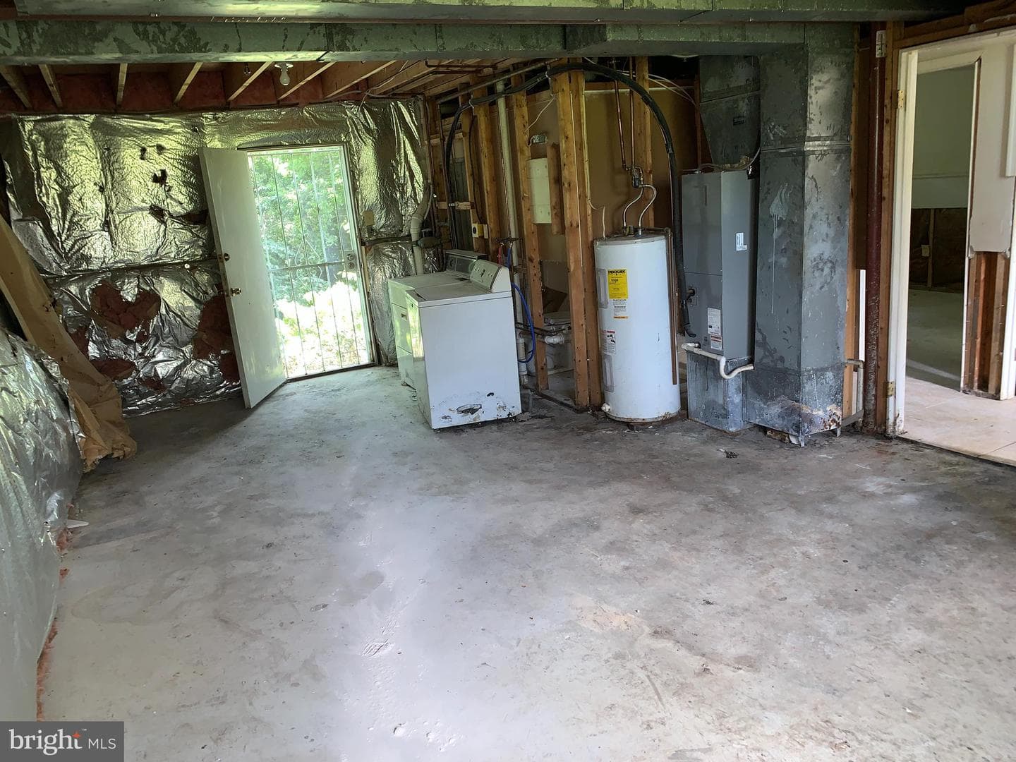 6915 Adel Street photo 8