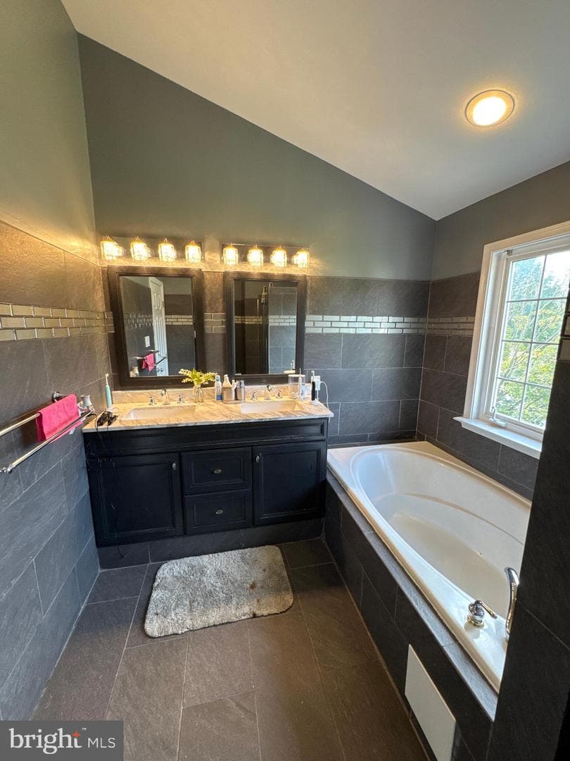 4303 Taverngreen Lane photo 30