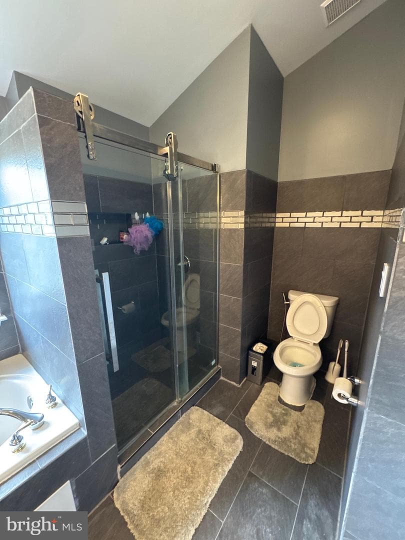 4303 Taverngreen Lane photo 31