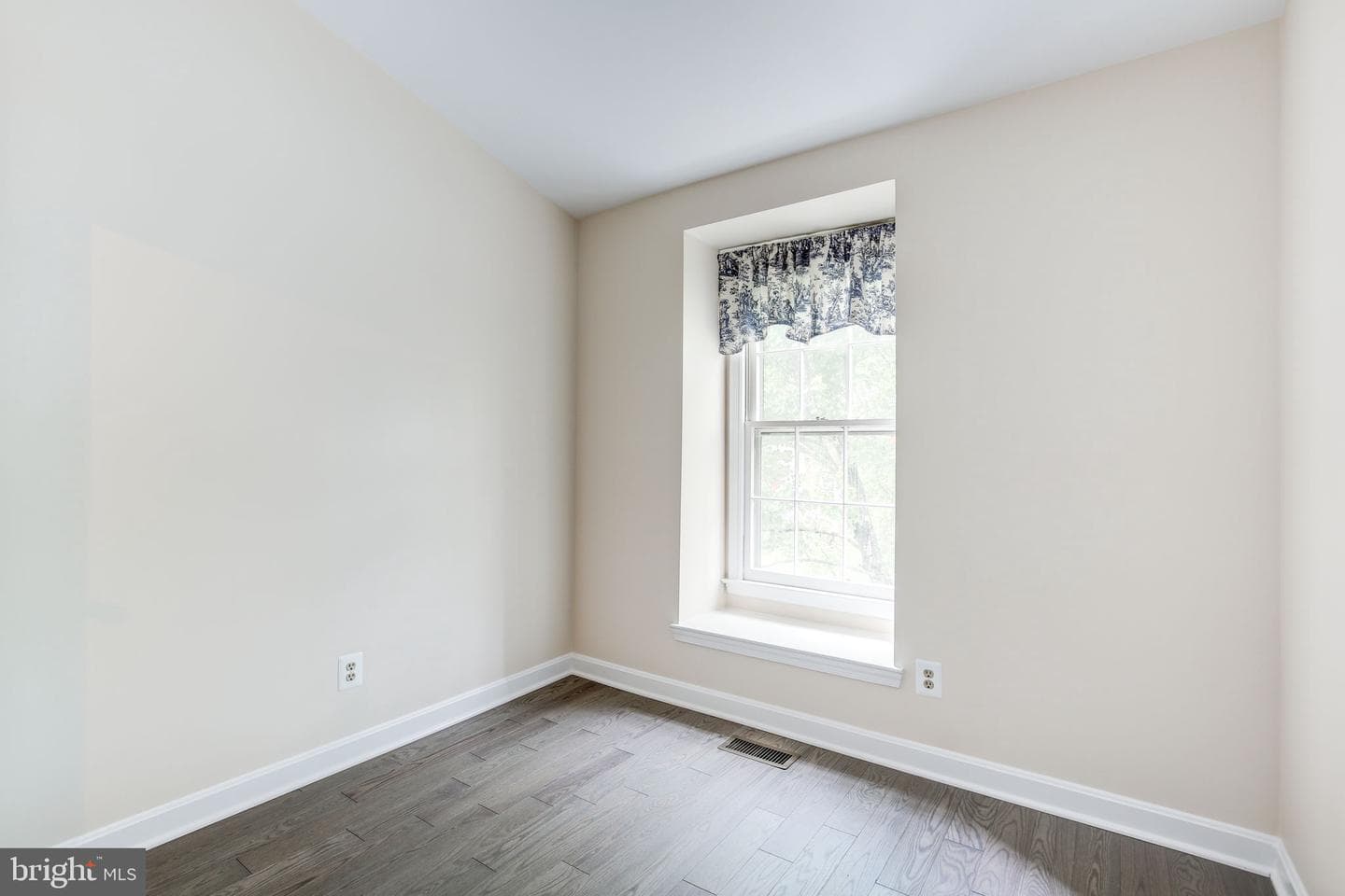 14523 Cambridge Circle photo 26