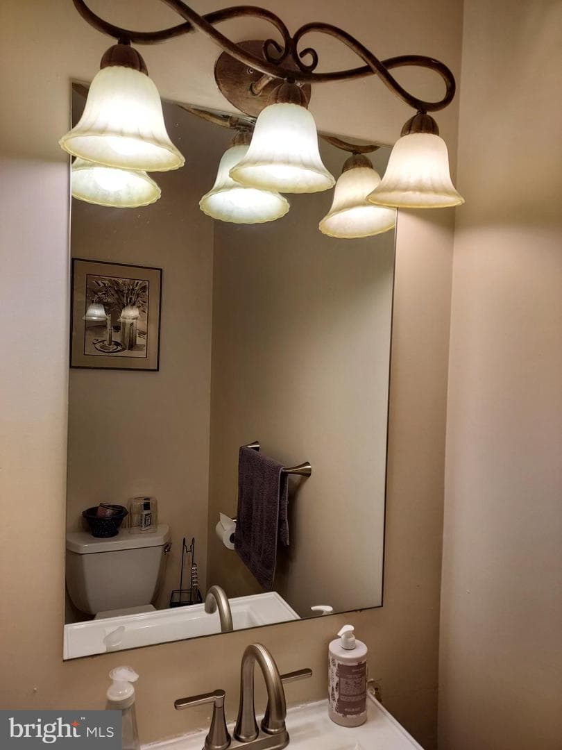 2922 Buckthorn Court photo 4
