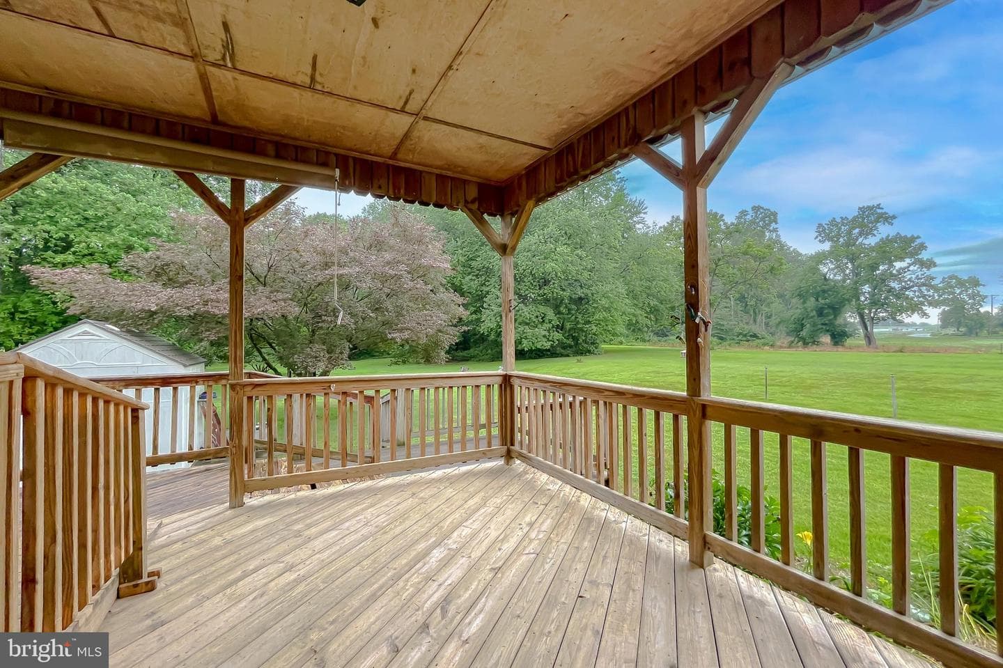 10521 Tippett Road photo 18