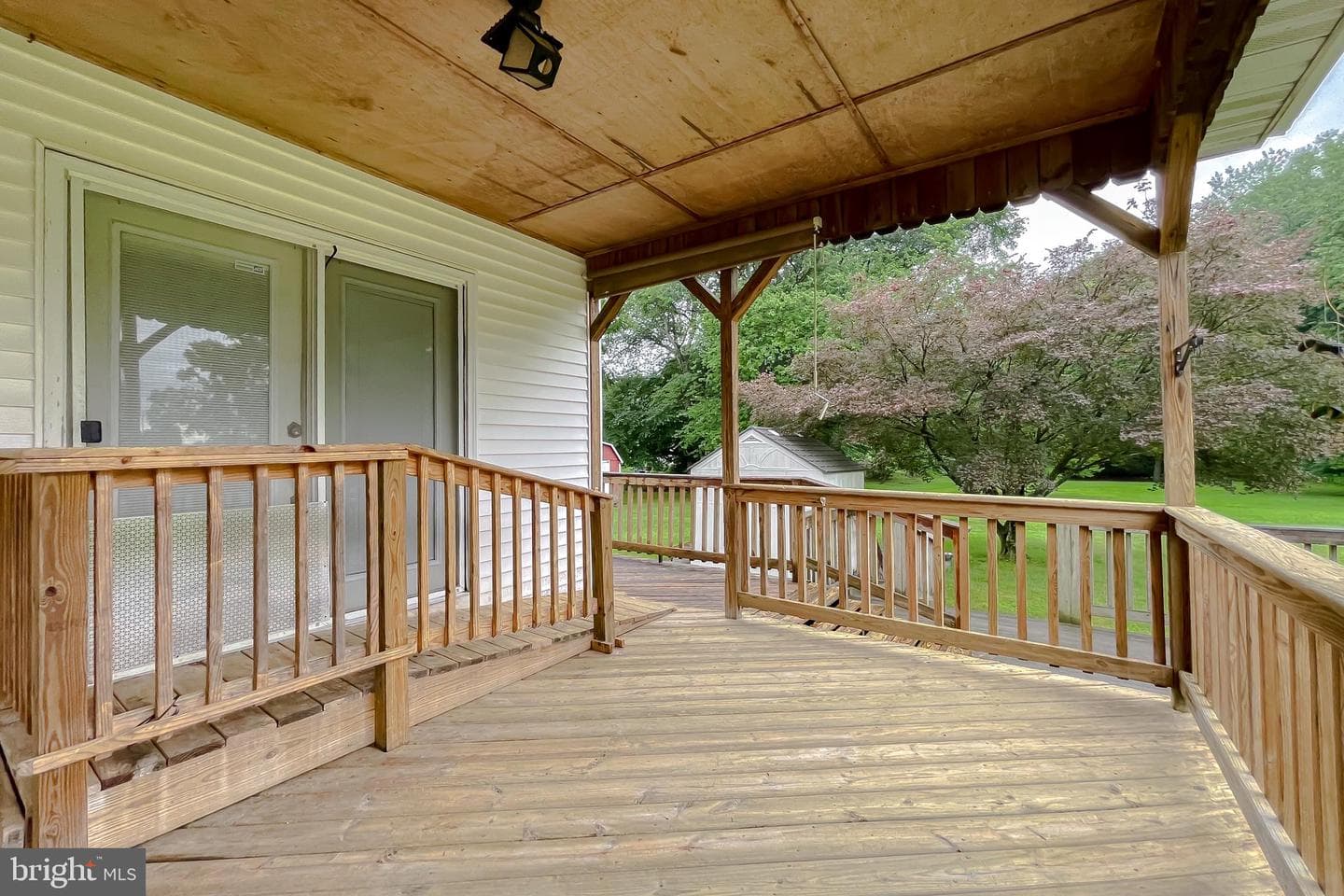 10521 Tippett Road photo 19