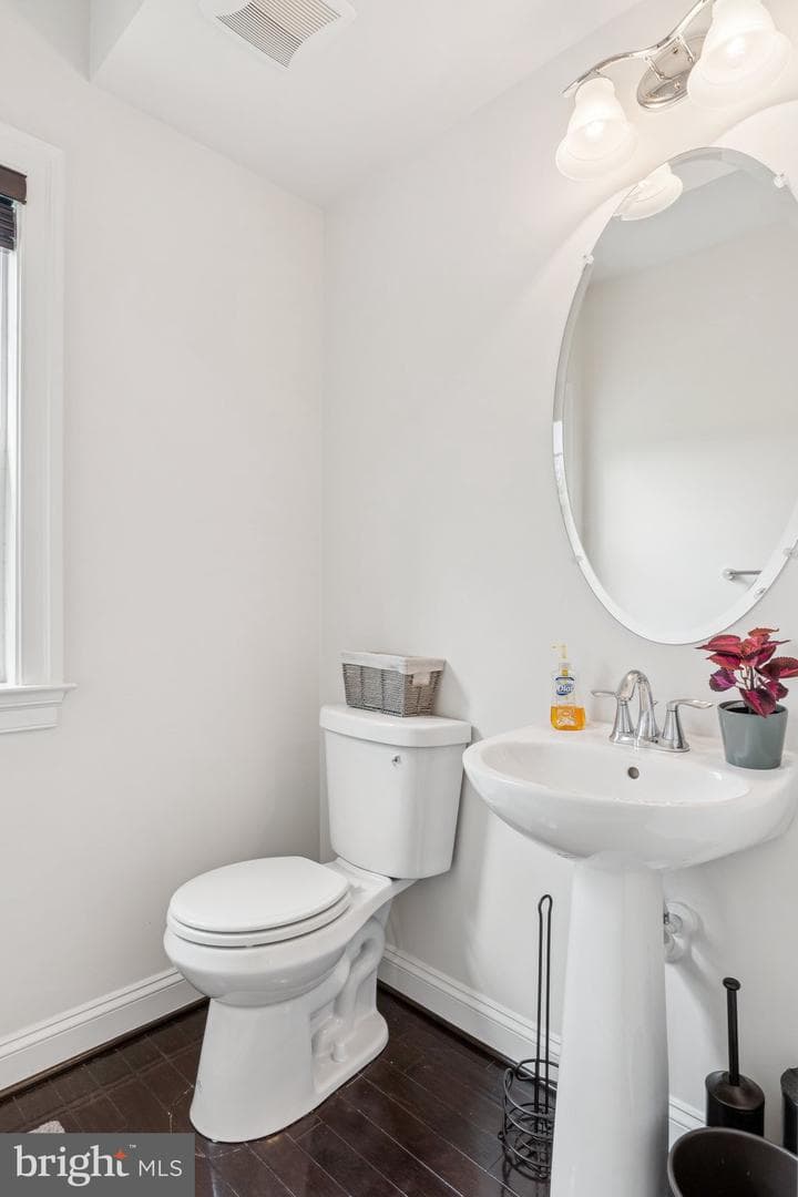 12806 Contee Manor Road photo 32