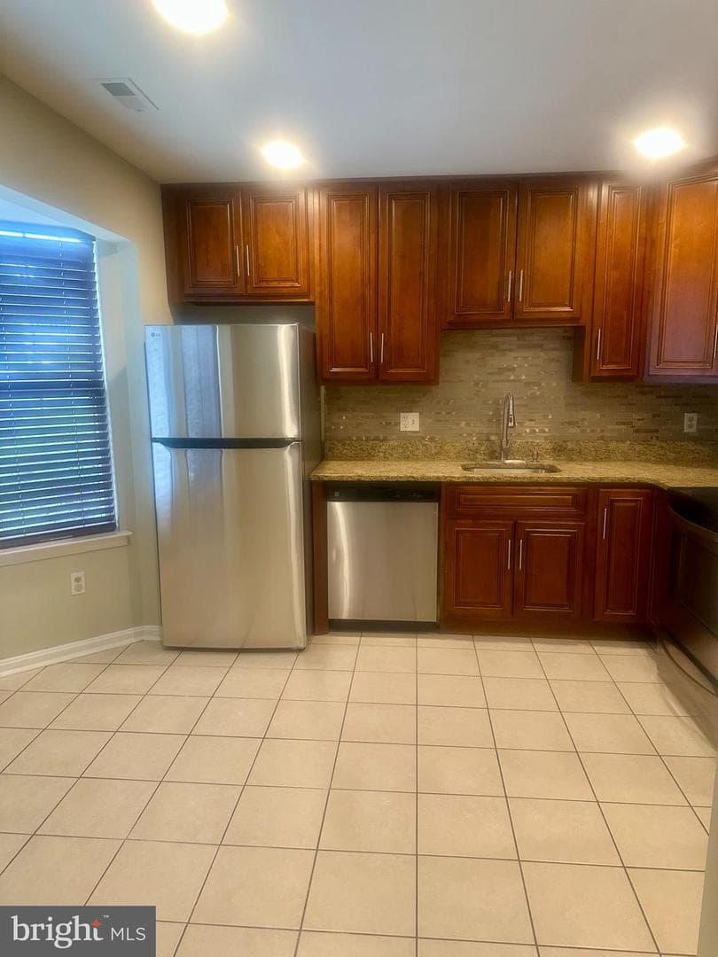 1547 Karen Boulevard photo 7